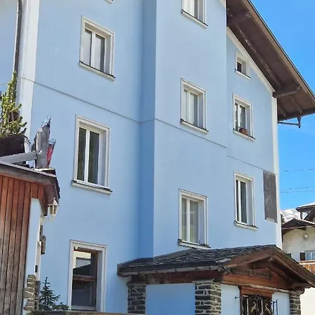 Fewo'S Und Apartment'S Blaues Haus Davos Exterior photo