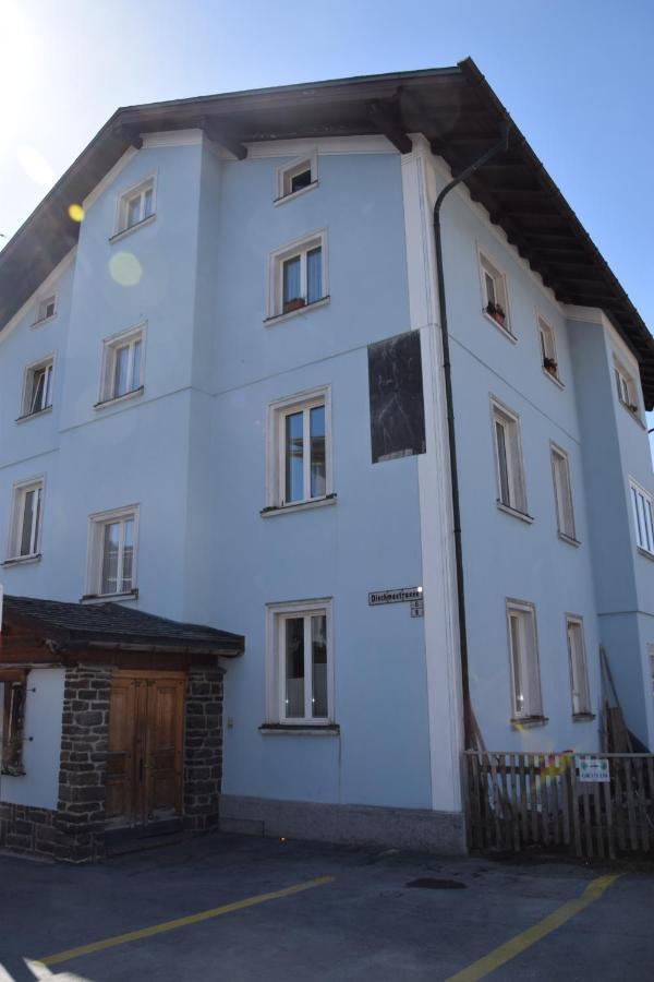 Fewo's Und Apartment's Blaues Haus Appartement Davos